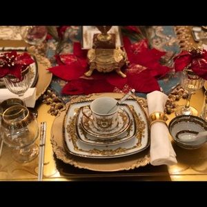 Meet your Posher, Crystal